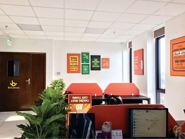 Ý tưởng trang trí văn phòng phổ biến hiện nay cho bạn không gian làm việc hoàn hảo - Ảnh 56